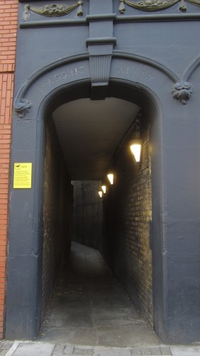 Passing Alley